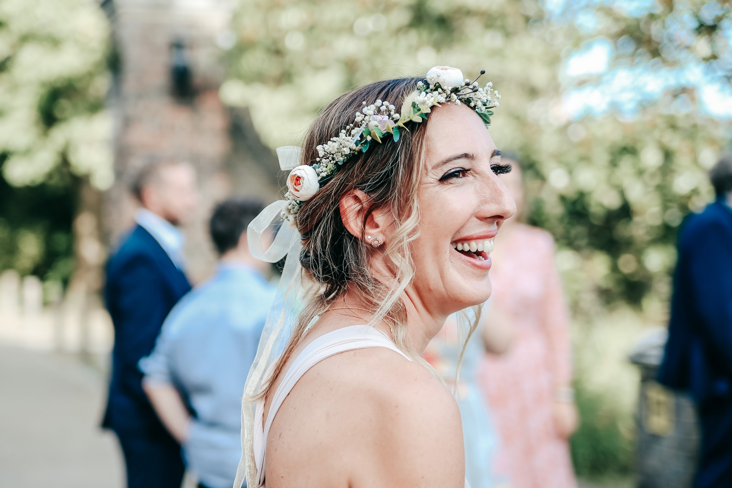 Whitewed Supplier of the Month: Queen Bea Photography